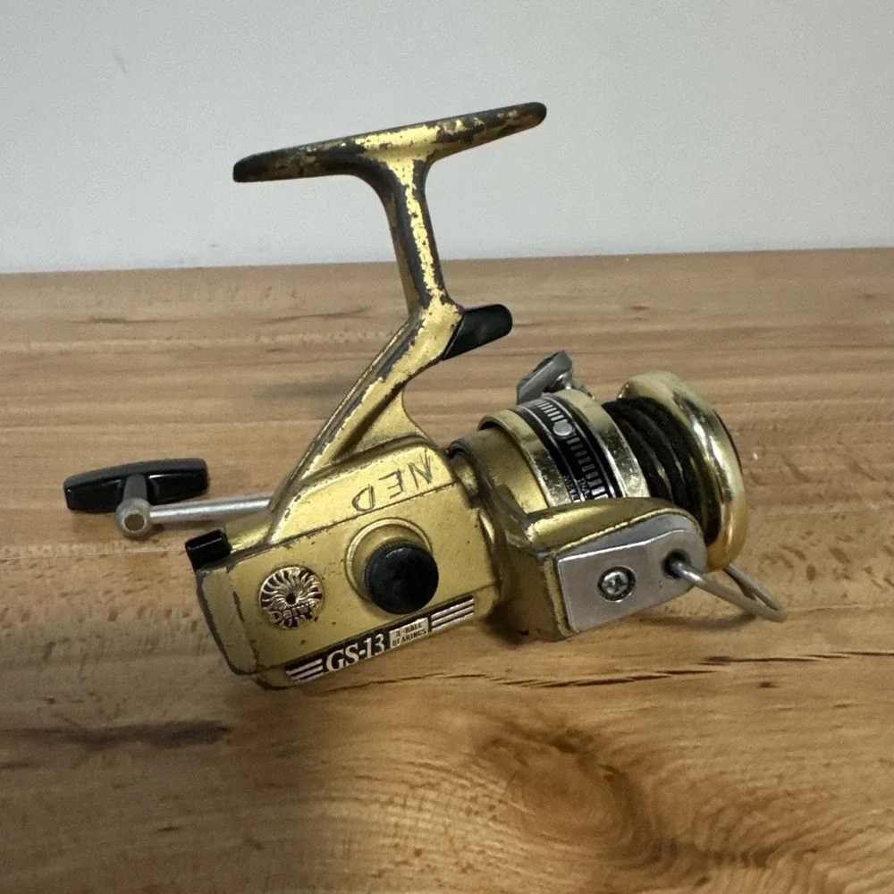 Vintage Daiwa GS-13 Spinning Reel Gold Fishing Tackle Made In Japan Collectible